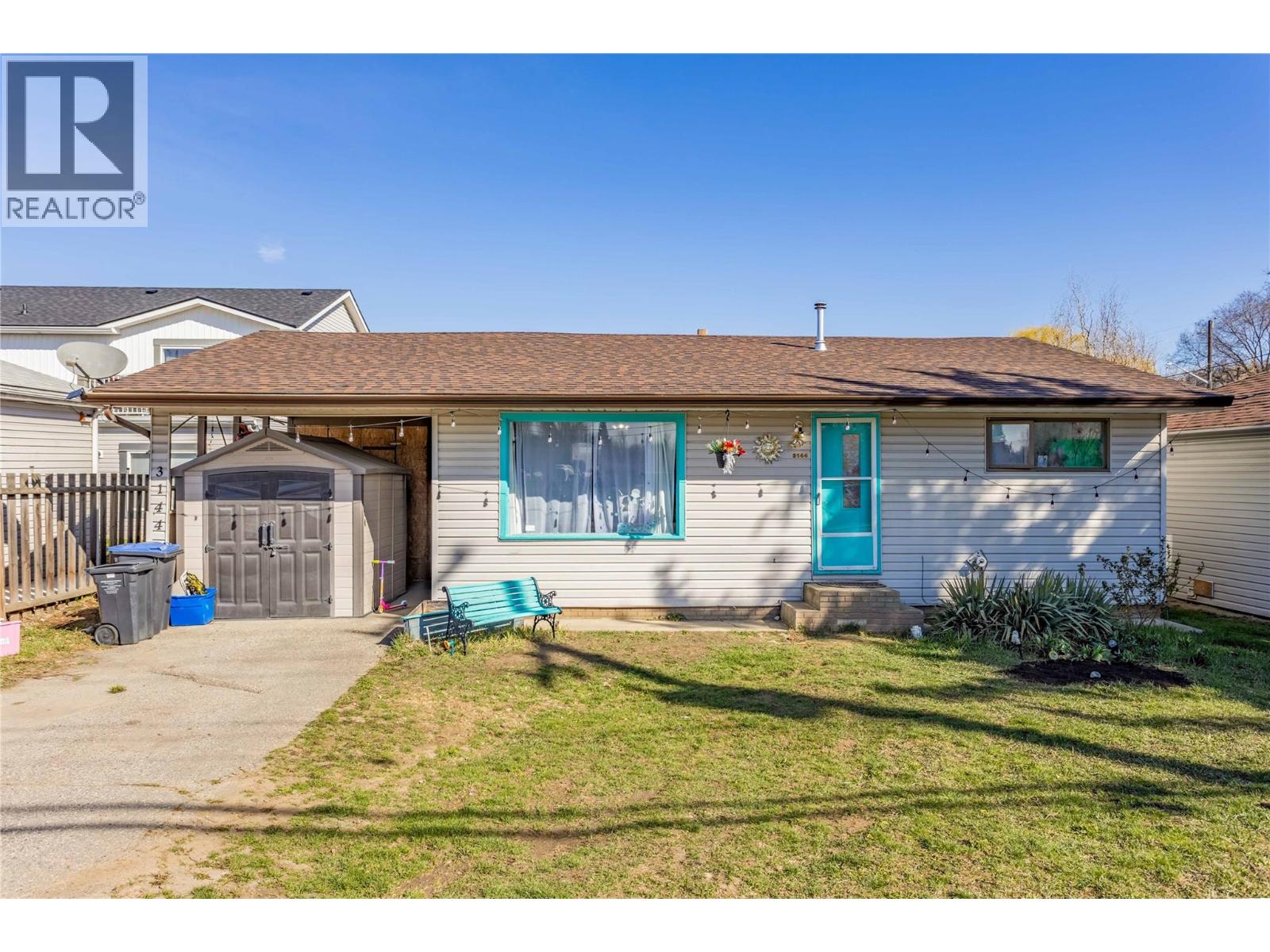 3144 Woodsdale Road, Lake Country - Team Thompson